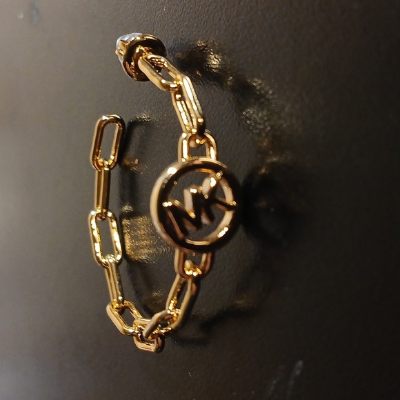 Michael Kors Gold Chain Link Loop Earrings - Picture 2 of 6